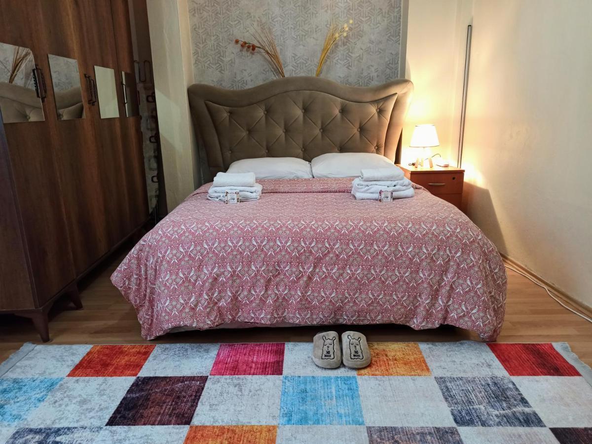 Private Room Close To Merter And Gungoren Textile Center イスタンブール エクステリア 写真