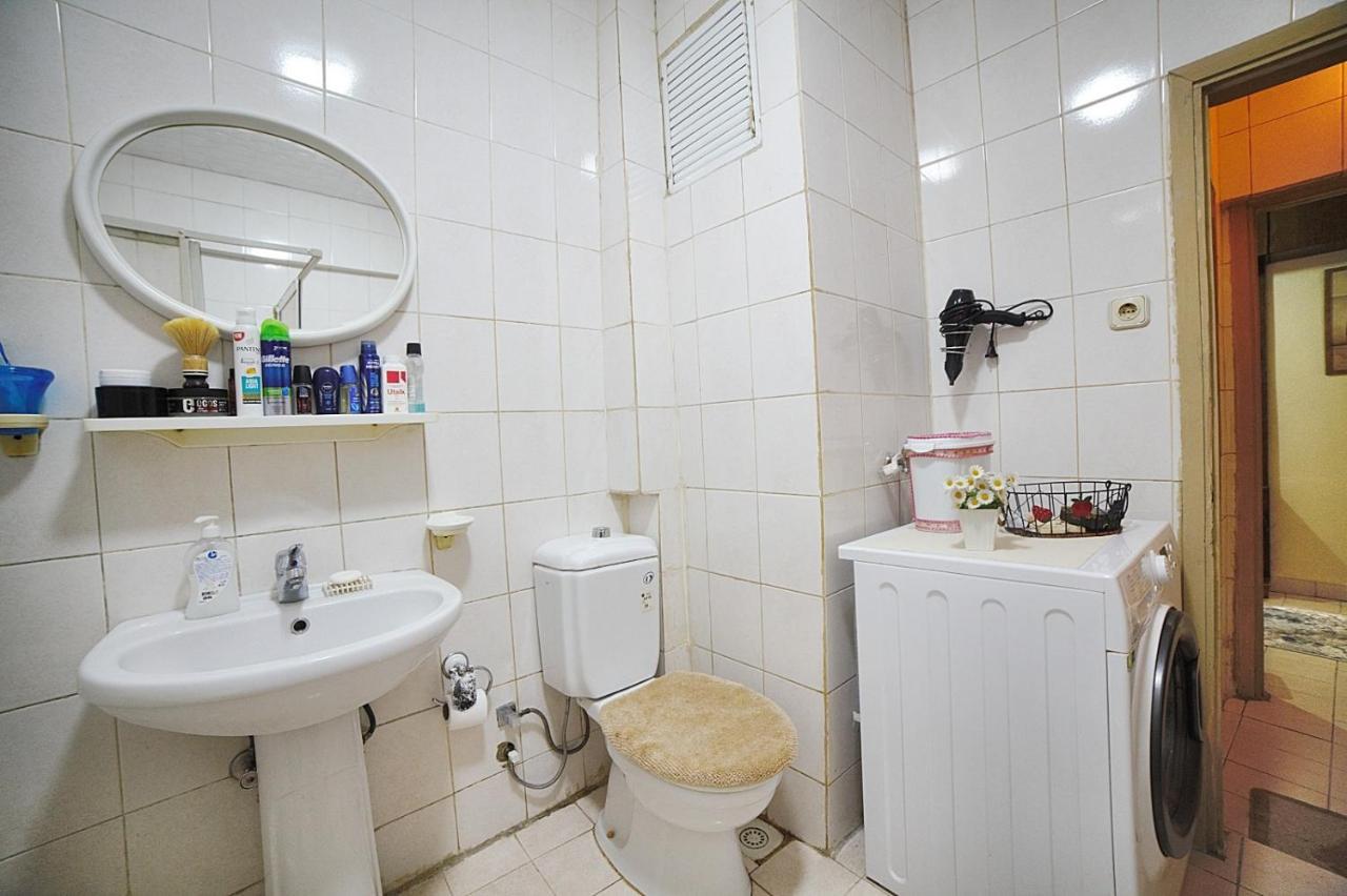 Private Room Close To Merter And Gungoren Textile Center イスタンブール エクステリア 写真