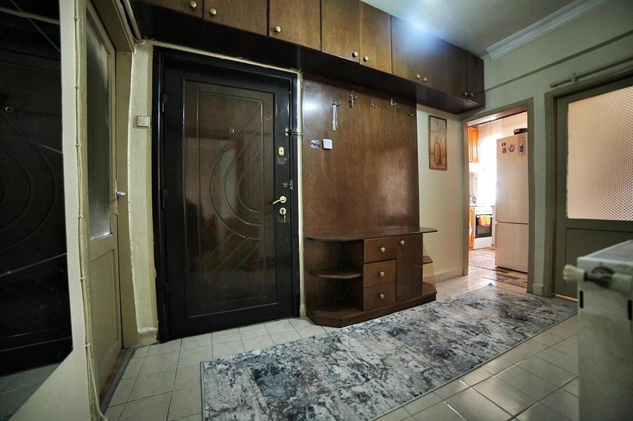 Private Room Close To Merter And Gungoren Textile Center イスタンブール エクステリア 写真